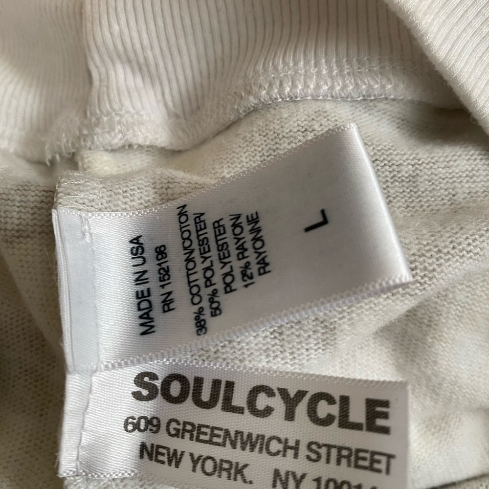 SoulCycle Camo Long Sleeve Sweatshirt L - Picture 5 of 10
